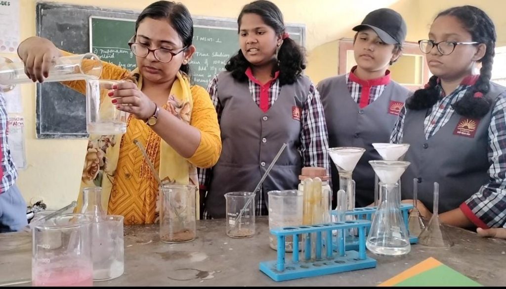 Labs Physics Chemistry Biology Pm Shri Kendriya Vidyalaya