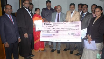LoK Adalat Award Cheque given to Litigants during National Lok Adalat on 14.06.2025 by Executive Chairman