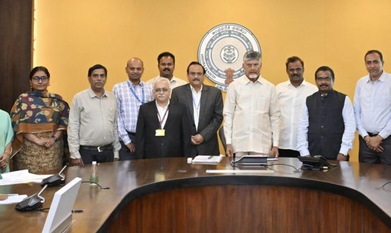 23 जुलाई 2026 को आंध्र प्रदेश के माननीय मुख्यमंत्री ने मीभूमि ब्लॉकचेन वेब पोर्टल का उद्घाटन किया।