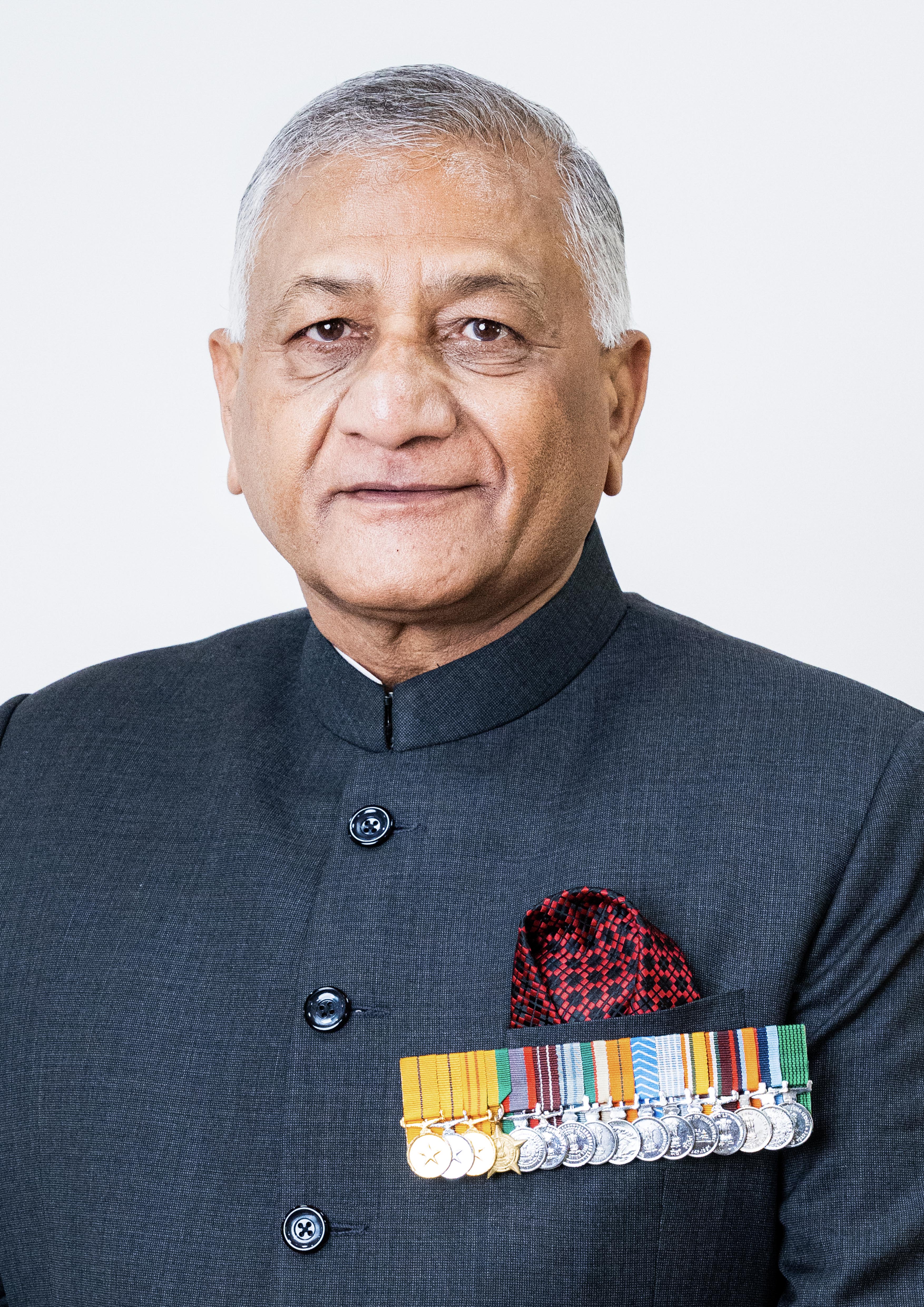 Gen_VK_Singh_GM