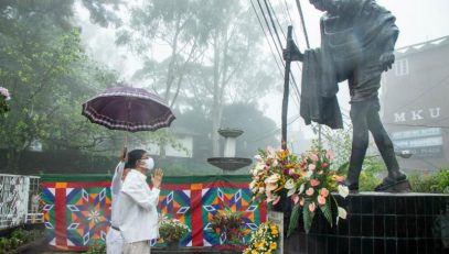 Governor pay floral tributes to Mahatma Gandhi on his Birth Anniversary