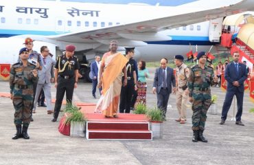 Governor welcomed to President of India