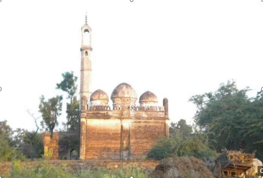 फराकंडे, एरंडोलचे झुलते मिनार