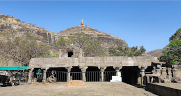 श्री मनुदेवी तीर्थक्षेत्र – जळगाव