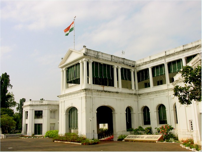 Raj Bhavan, Chennai - Main Building - Left View