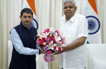 Thiru. R.N.Ravi,Hon'ble Governor of Tamil Nadu, called on Thiru. Jagdeep Dhankhar, Hon'ble Vice President of India, at New Delhi on 13.09.2023.