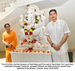 Hon'ble Governor celebrated Vinayagar Chathurthi alongwith Officials and staffs during the special Pooja organised at Raj Bhavan, Chennai on18.09.2023.