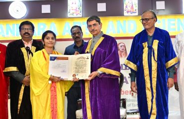 Thiru.R.N.Ravi, Hon’ble Governor of Tamil Nadu, participated as chief guest in the 29th Graduation day of Sri Sankara Arts and Science College (autonomous), and presented Medals to the Graduands Rank Holders , at Sri Kanchi Mahaswami Auditorium, Sri Sankara Arts and Science College, Enathur, Kanchipuram - 07.11.2023