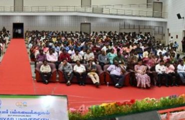 Hon’ble Governor of Tamil Nadu, participated as chief guest and addressed the gathering at Valedictory Function of Seminar on ‘ The G20 New Delhi Leaders Declaration : A Perspective Analysis’ held at Periyar Auditorium, Periyar University, Salem on 23.11.2023.