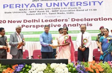 Hon’ble Governor of Tamil Nadu, participated as chief guest and felicitated the speakers at Valedictory Function of Seminar on ‘ The G20 New Delhi Leaders Declaration : A Perspective Analysis’, held at Periyar Auditorium, Periyar University, Salem - 23.11.2023.