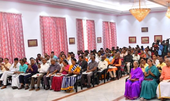 Thiru.R.N.Ravi, Hon'ble Governor of Tamil Nadu, addressed the gathering at Governor's 'Think To Dare' - Series-14: Interaction With Ayush and Traditional Medical Practitioners at Raj Bhavan, Chennai - 14.12.2023