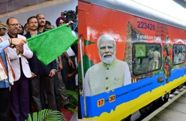 Thiru. R.N.Ravi, Hon’ble Governor of Tamil Nadu, flagged off the first train for “Kashi Tamil Sangamam 2.0” at Dr.MGR Chennai Central Railway Station, Chennai - 15.12.2023