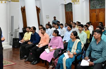 Thiru. R.N.Ravi, Hon’ble Governor of Tamil Nadu, met the bright candidates from Tamil Nadu appearing in the UPSC Personality Test-2024 and guided them for the interview, at Raj Bhavan, Chennai - 08.01.2024