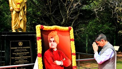 Thiru.R.N.Ravi, Hon’ble Governor of Tamil Nadu, paid floral tribute to the portrait of Swami Vivekananda on the occasion of Swami Vivekananda birth anniversary, at  Raj Bhavan, Chennai - 12.01.2024