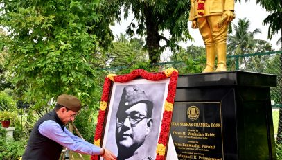 Thiru.R.N.Ravi, Hon’ble Governor of Tamil Nadu, paid floral tribute to the portrait of Netaji Subhas Chandra Bose, on the occasion of Netaji Subhas Chandra Bose birth anniversary - Parakram Diwas, at Raj Bhavan, Chennai - 23.01.2024