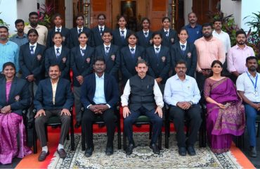 Thiru.R.N.Ravi, Hon’ble Governor of Tamil Nadu,interacted with the NSS Volunteers of Republic Day-2024 Contingents from Tamil Nadu and took group Photo at the  event hosted  by Raj Bhavan, Chennai - 02.02.2024