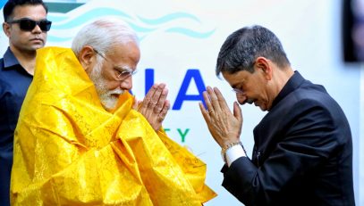 Thiru.Narendra Modi, Hon’ble Prime Minister of India, was warmly welcomed by Thiru.R.N.Ravi, Hon’ble Governor of Tamil Nadu, at VOC Port Authority Helipad, Thoothukudi - 28.02.2024.