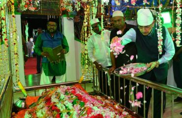 Thiru. R.N. Ravi, Hon’ble Governor of Tamil Nadu offered Chaddar and Ghalaf at Hazrath Syed Abdul Rahim Sharsha Qadiri Dargah located inside Raj Bhavan and prayed for the well-being of the people and peace, prosperity and progress for our great Country. He joined the annual Dargah Urs Festival, symbolizing unity and spirituality in our diverse and culturally rich society at Raj Bhavan, Chennai - 09.03.2024.