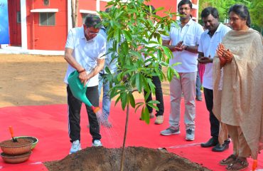 Thiru. R.N.Ravi, Hon’ble Governor and Chancellor of State Universities of Tamil Nadu, contributed to Hon'ble Prime Minister of India Thiru. Narendra Modi's 'Ek Ped Maa Ke Naam' tree plantation campaign by planting Rudraksha saplings at the Tamil Nadu Agriculture University Campus, Coimbatore on 21.06.2024.