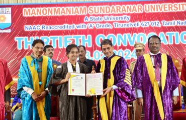 Thiru.R.N Ravi, Hon'ble Governor of Tamil Nadu and Chancellor of Manonmaniam Sundaranar University, presented degrees and medals to students at the 30-th convocation of the Manonmaniam Sundaranar University, held at V.O.Chidambaranar Auditorium, Manonmaniam Sundaranar University, Tirunelveli - 03.02.2024.