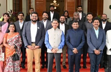 Thiru.R.N.Ravi, Hon'ble Governor of Tamil Nadu, had an extensive and extremely fruitful interaction on a wide range of subjects, with the executive committee members of CII Young Indians, Madurai Chapter at Raj Bhavan, Chennai on 13.02.2024.