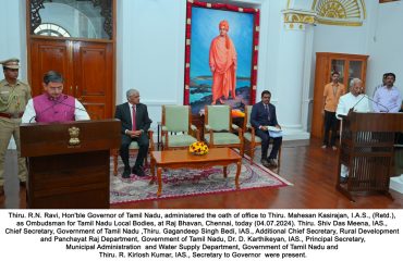 HON’BLE GOVERNOR, THIRU. R.N. RAVI, ADMINISTERED THE OATH OF OFFICE TO THIRU. MAHESAN KASIRAJAN, I.A.S.,(RETD.), AS OMBUDSMAN FOR TN LOCAL BODIES - 04.07.2024