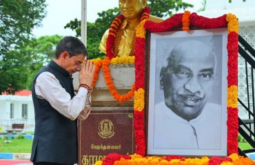 Thiru.R.N.Ravi, Hon’ble Governor of Tamil Nadu, paid floral tributes to the statue and portrait of Perunthalaivar K.Kamarajar on his 122nd Birth Anniversary at Gandhi Mandapam, Guindy, Chennai - 15.07.2024.