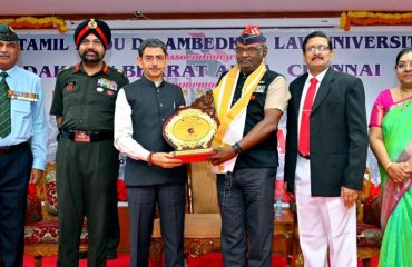 Thiru. R.N. Ravi, Hon’ble Governor of Tamil Nadu honoured the War Veterans at the Commemoration of ‘Kargil Vijay Diwas’ held at The Tamil Nadu Dr. Ambedkar Law University, Perungudi Campus, Chennai on 26.07.2024.