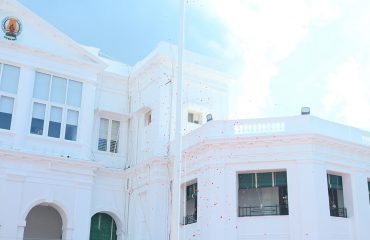 Thiru. R.N.Ravi, Hon’ble Governor of Tamil Nadu, hoisted the National Flag on the occasion of 78th Independence day, at Raj Bhavan, Chennai - 15.08.2024. Tmt. Laxmi Ravi, First Lady of Tamil Nadu and members of Raj Bhavan family were present.