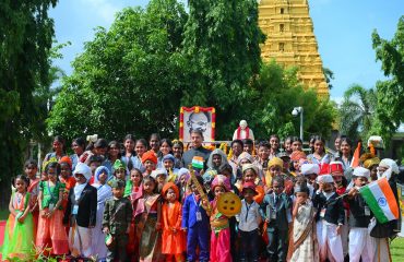 Thiru.R.N.Ravi, Hon’ble Governor of Tamil Nadu, paid floral tributes to Mahatma Gandhi at Gandhi Mandapam on the 78th Independence Day. Enthusiastic participation of Children from various institutions, dressed as iconic national freedom fighters, added a vibrant and patriotic touch to the celebrations - 15.08.2024.