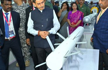 Thiru. R.N. Ravi, Hon'ble Governor of Tamil Nadu and Tmt. Laxmi Ravi, First Lady of Tamil Nadu, visited the International Defence Aviation Exposition (IDAX) 2024 and witnessing the cutting edge of India’s defence innovation at Air Force Station Sulur, Tamil Nadu - 13.08.2024.