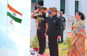 Thiru. R.N.Ravi, Hon’ble Governor of Tamil Nadu, hoisted the National Flag on the occasion of 78th Independence day, at Raj Bhavan, Chennai - 15.08.2024. Tmt. Laxmi Ravi, First Lady of Tamil Nadu and members of Raj Bhavan family were present.