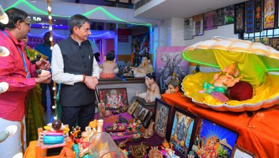 Thiru. R.N. Ravi, Hon'ble Governor of Tamil Nadu visited the mega exhibition of Lord Vinayagar Idols on the occasion of Vinayagar Chaturthy celebration at Sri Laxmi Ram Ganesh Mahal, Chitlapakkam, Chennai - 10.09.2024. He commended the dedicated devotion of Thiru. R. Srinivasan and family, who with their tireless efforts and meticulous organization, have curated this remarkable exhibition. The display features a diverse array of Lord Vinayagar idols, including various forms and themes such as traditional, artistic and modern with unique representations, highlighting the rich tradition and artistry of the festival.