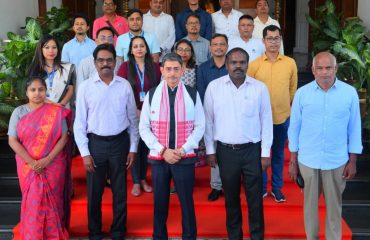 Thiru. R.N. Ravi, Hon'ble Governor of Tamil Nadu had detailed interaction with the delegation of Journalists and PIB Officers from Assam who are on the Press Tour of Tamil Nadu at Raj Bhavan, Chennai on 10.09.2024.