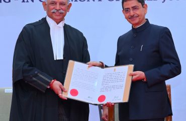 Thiru.R.N.Ravi, Hon’ble Governor of Tamil Nadu,handed over the Warrant of Appointment,signed by the President of India to Hon’ble Thiru. Justice Shriram Kalpathi Rajendran, who is appointed as Chief Justice of The Madras High Court, at Raj Bhavan, Chennai - 27.09.2024.
