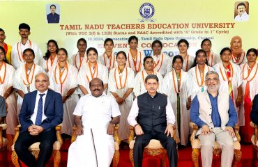 Thiru. R.N. Ravi Hon’ble Governor of Tamil Nadu and Chancellor of the Tamil Nadu Teachers Education University, presented the degrees and medals to students at the 11th convocation of the Tamil Nadu Teachers Education University, at Convocation Hall, Tamil Nadu Open University Campus, Chennai on 01.10.2024. Dr.Govi.Chezhiaan, Hon’ble Minister for Higher Education, Government of Tamil Nadu, Prof.Pankaj Arora, Chair Person, National Council for Teachers Education and other dignitaries were present.