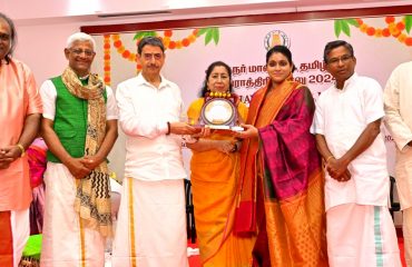 Thiru.R.N.Ravi, Hon’ble Governor of Tamil Nadu and Tmt.Laxmi Ravi, First Lady of Tamil Nadu, felicitated Kalaimamani S. J. Jananiy & Team for their “Amma Anandadaayini” a musical offering on Godess Durga on the sixth day of Golu, at Raj Bhavan, Chennai on 08.10.2024. Songs on Navarathiri by PSNA Emphatic Fine Arts also attracted the audience and students from Velammal bodhi campus, kolapakkam.