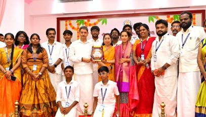 Thiru.R.N.Ravi, Hon’ble Governor of Tamil Nadu and Tmt.Laxmi Ravi, First Lady of Tamil Nadu, felicitated performers of PSNA Emphatic Fine Arts for their Songs on Navarathiri on the sixth day of Golu, at Raj Bhavan, Chennai on 08.10.2024. “Amma Anandadaayini” a musical offering on Godess Durga by Kalaimamani S. J. Jananiy & Team also attracted the audience and students from Velammal bodhi campus, kolapakkam.