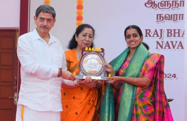 Thiru.R.N.Ravi, Hon'ble Governor of Tamil Nadu and Tmt.Laxmi Ravi, First Lady of Tamil Nadu, felicitated Selvi. Rohini Srinath for the devotional songs performance on the fifth day of Golu, at Raj Bhavan, Chennai - 07.10.2024. Bharathanatyam performance by students of Shivas Academy of Dance also attracted the audience.