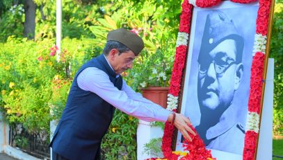 Thiru. R. N. Ravi, Hon’ble Governor of Tamil Nadu, paid floral tribute to the portrait of Netaji Subhas Chandra Bose at Raj Bhavan, Chennai - 21.10.2024, commemorating the anniversary of establishing the Provisional Government of Free India on this date in 1943 under Netaji's charismatic leadership.