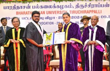 Thiru. R.N.Ravi, Hon’ble Governor of Tamil Nadu and Chancellor, Bharathidasan University presented the medals and degrees to 79,044 students at 39th Convocation of the Bharathidasan University at University Convocation Hall, Bharathidasan University, Tiruchirappalli - 29.10.2024. Dr. (Mrs.) N. Kalaiselvi, Secretary, Department of Scientific & Industrial Research and Director General, Council of Scientific & Industrial Research, New Delhi participated as chief guest and delivered the convocation address. Prof. M. Selvam, Vice-Chancellor, Bharathidasan University and other dignitaries were present.