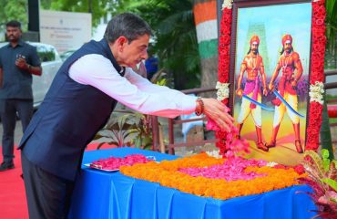 Thiru. R.N. Ravi, Hon’ble Governor of Tamil Nadu, paid floral tributes to the portrait of Freedom fighters Marudhu Brothers on their Martyrdom Day at The Tamil Nadu Dr.M.G.R. Medical University, Chennai - 24.10.2024.