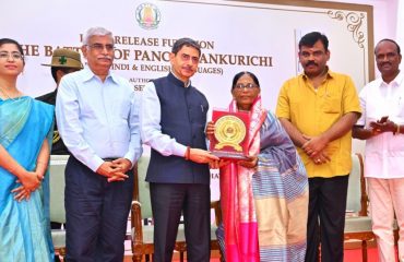 Thiru. R.N. Ravi, Hon'ble Governor of Tamil Nadu, distributed ‘Kattabomman awards' to Tmt.Veerasakkammal, 6th- generation descendant of Veerapandiya Kattabomman and 4 other eminent personalities and felicitated the contributors of the book at the book release function of “The Battles of Panchalankurichi” in Tamil, Hindi and English authored by Thiru. P.Senthilkumar at Bharathiar Mandapam, Raj Bhavan, Chennai on 12.11.2024. Thiru . A.V. Dharmakrishnan, Chief Executive Officer, The Ramco Cements Limited, Dr. S. Rajeswari, (Descendant of Kattabomman) Senior Assistant professor, Thoothukudi Medical College Hospital, Thoothukudi, Dr. J.R.Sivaramakrishnan, Assistant professor, Kunthavai Naachiyaar Govt. Arts College for Women, Thanjavur and other dignitaries were present.