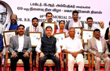 Thiru. R.N. Ravi, Hon'ble Governor of Tamil Nadu, participated as chief guest and felicitated 10 eminent persons from various field at the 69th Memorial Day (Mahaparinirvan Diwas) of Dr. B.R. Ambedkar at Raj Bhavan, Chennai - 06.12.2024.