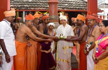 Thiru. R.N. Ravi, Hon'ble Governor of Tamil Nadu, inaugurated the grand ceremony of sending the sacred water with sacred sand of (Thiru Namam) 108 Pathis and Nizhal Thangals to “Ayodhya Temple, Uttar Pradesh” at Thamaraikulam Ayya Vaikundasamy Pathi temple, South Thamaraikulam, Swamithoppu, Kanniyakumari District - 12.12.2024.