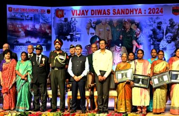 Thiru. R.N.Ravi, Hon’ble Governor of Tamil Nadu, celebrated “Vijay Diwas” along with members of the Armed Forces, Veterans, Veer Naris, faculties, students and felicitated the Gallantry Award winners and Veer Naris at the Vijay Diwas Sandhya - “Tribute to Indian Armed Forces on their Victory in 1971 War“ held at IIT Madras Research Park Auditorium, IIT Madras, Chennai - 16.12.2024.