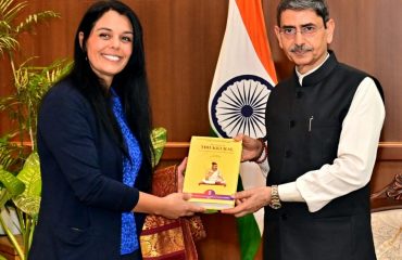 Ms.Halima Holland. British Deputy High Commissioner, called on Thiru. R.N. Ravi, Hon’ble Governor of Tamil Nadu, at Raj Bhavan, Chennai - 20.12.2024.