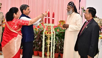 Thiru. R.N. Ravi, Hon'ble Governor of Tamil Nadu and Tmt. Laxmi Ravi, First Lady of Tamil Nadu, lit the Candles at 'The Advent Christmas Get-Together' held at Raj Bhavan, Chennai on 20.12.2024. Most Right Reverend Gregorios Mar Stephanos Episcopa, Bishop Sebastian Pozholiparampil, Reverend Dr. E.D. Yesurathinam and other dignitaries were present.