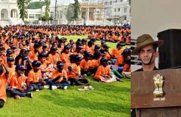 Thiru. R.N.Ravi, Hon’ble Governor of Tamil Nadu, interacted with 5000 school children and flagged off their visit to VGP Universal Kingdom theme park, an initiative of Rajasthan Youth Assotiation (NGO), at Raj Bhavan, Chennai on 05.01.2025. Hon’ble Governor presented 'Exam Warrior,' book authored by Thiru. Narendra Modi, Hon’ble Prime Minister of India, to all of them as a lifetime guide.