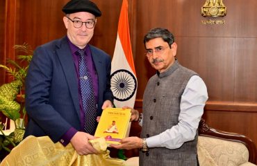 Mr. Etienne Rolland Piegue, Consul General of France in Pondicherry and Chennai, called on Thiru R.N. Ravi, Hon'ble Governor of Tamil Nadu, at Raj Bhavan, Chennai on 21.01.2025, where they had a productive discussion on mutual national interests. Hon’ble Governor presented Tirukkural book to him.